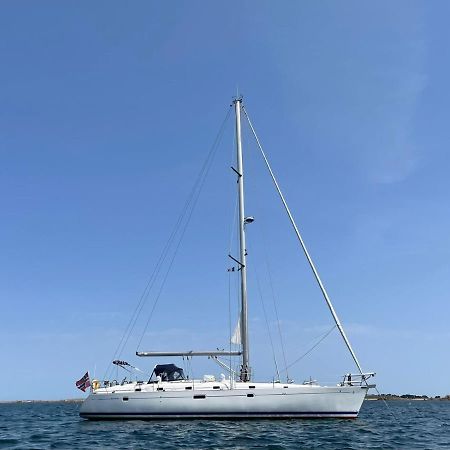 Beautiful And Comfortable Sailboat With Secure Parking Available Hotel Barcellona Esterno foto